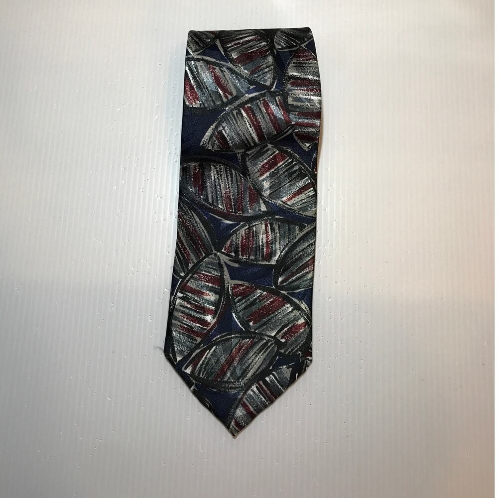 Towncraft Geometric Short Wide Mens Necktie